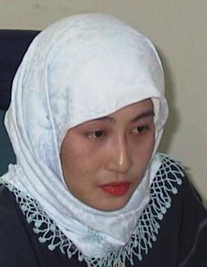 ayu.jpg (2587 bytes)